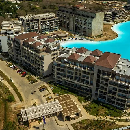 Baia Kristal Cartagena