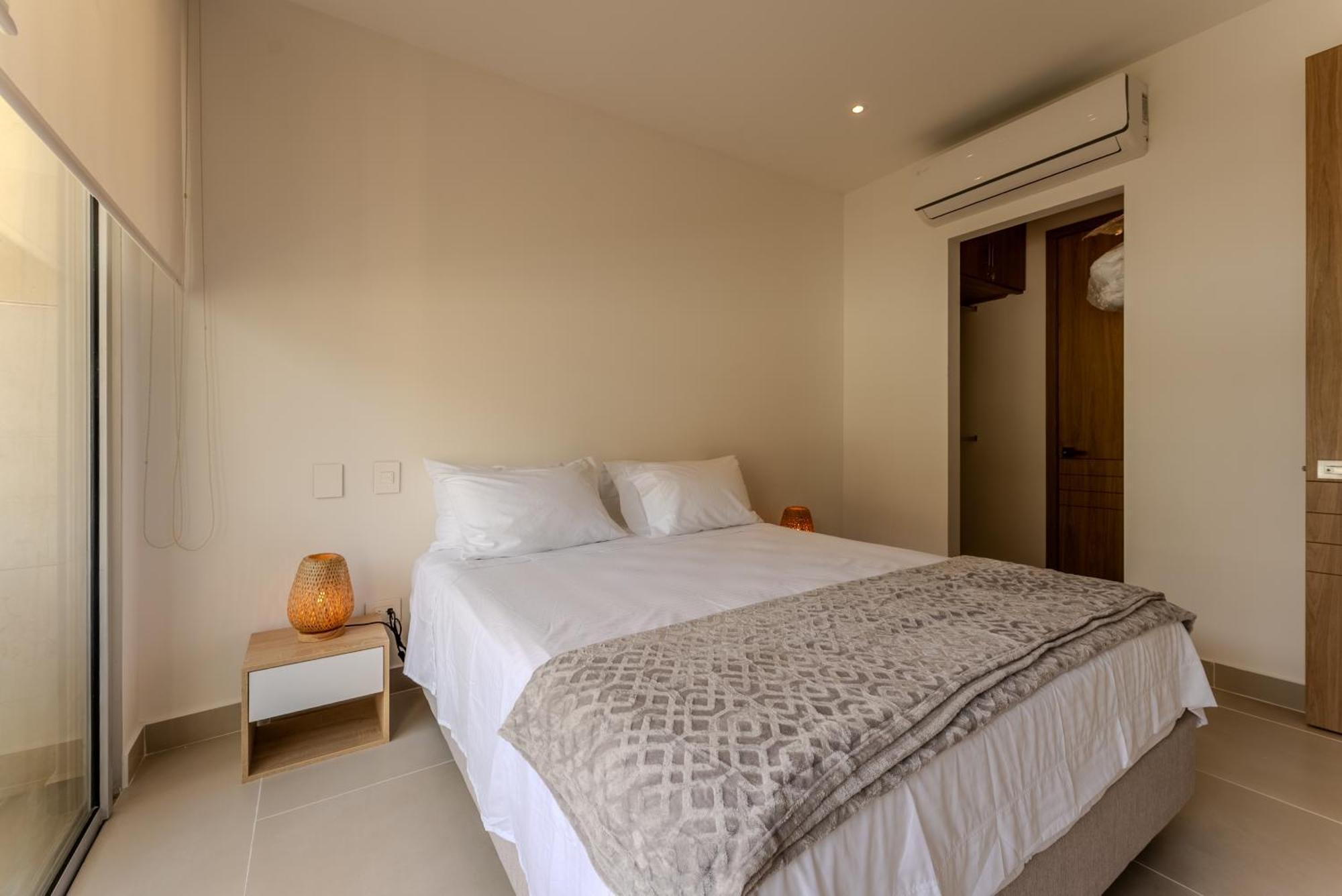 Baia Kristal, 2 * Cartagena